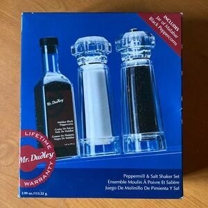 NIB Mr Dudley Peppermill Salt Shaker Set 🧂✨